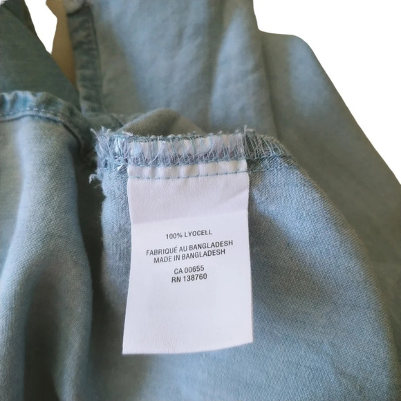 Reitmans Denim  Jean Sleeveless Blouse Raw Edges Faded Blue XS - Picture 7 of 7